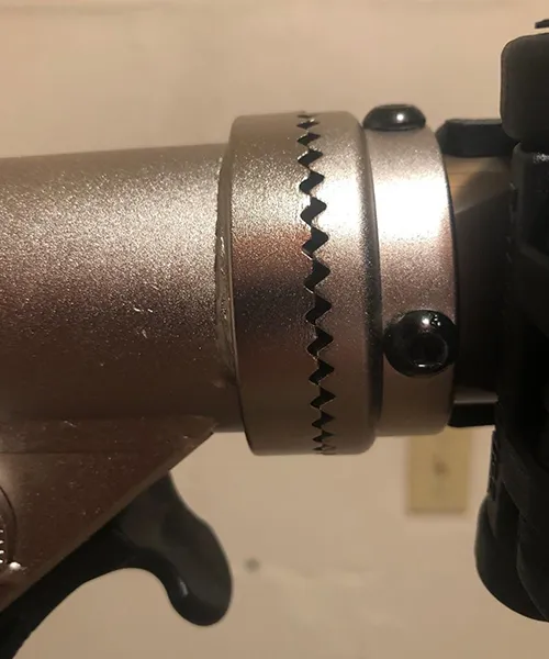 Swivel 360 rotation mechanism of the Bikehand portable repair stand